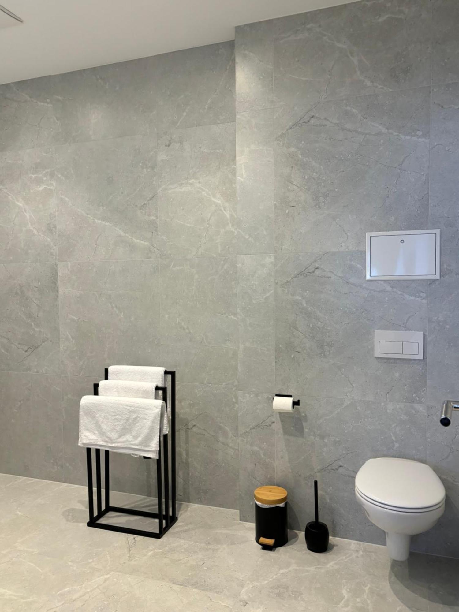 Luxus Apartment Mit Whirlpool In Kiel Exterior foto